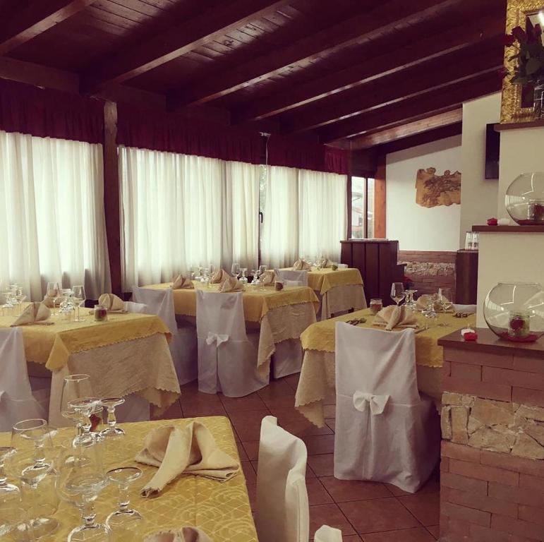 Hotel PINO LORICATO room 6